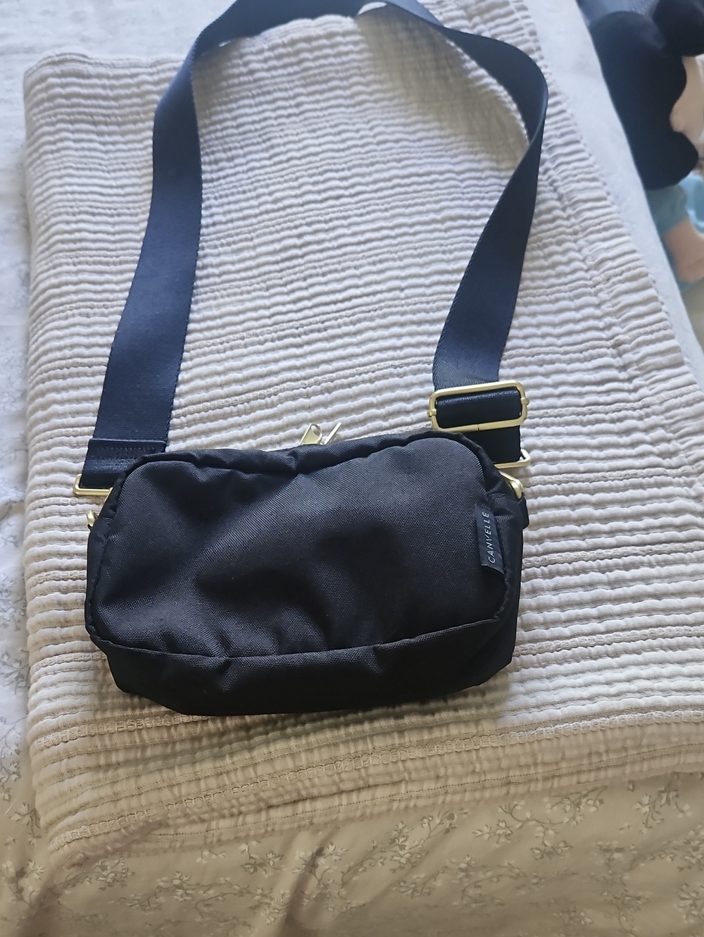 Canvelle Camera Bag, EUC